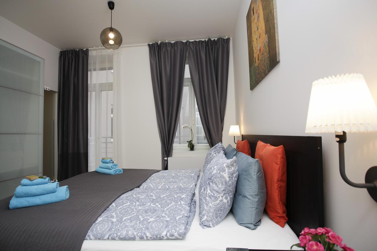 Luxury Apartment Spalena Prague Exterior photo